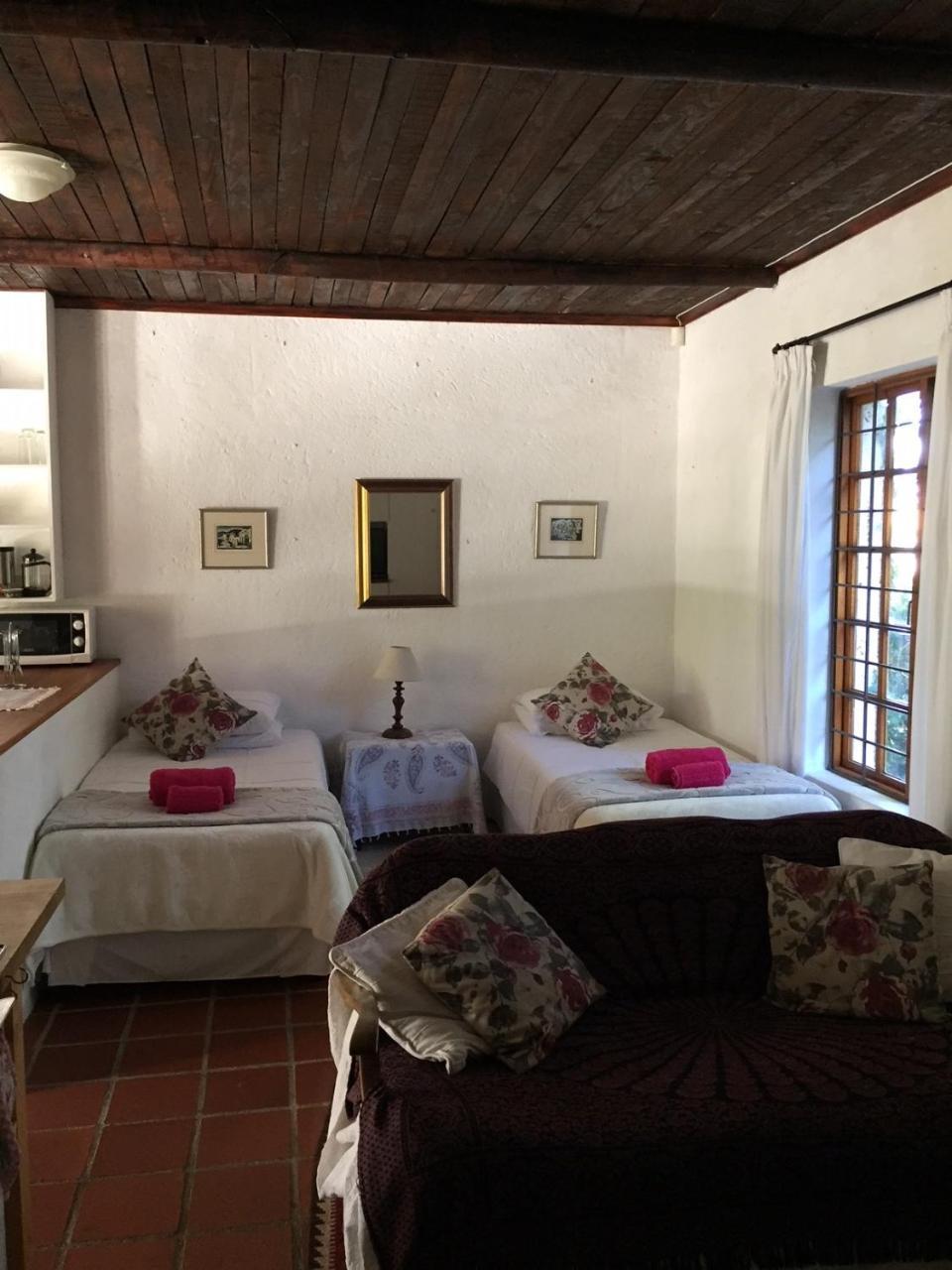 Haven Of Peace And Garden Cottage Hermanus Exterior foto