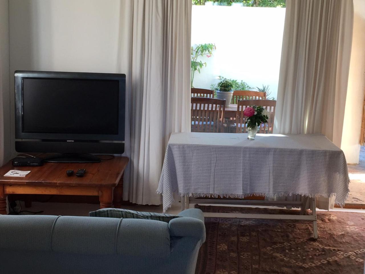 Haven Of Peace And Garden Cottage Hermanus Exterior foto