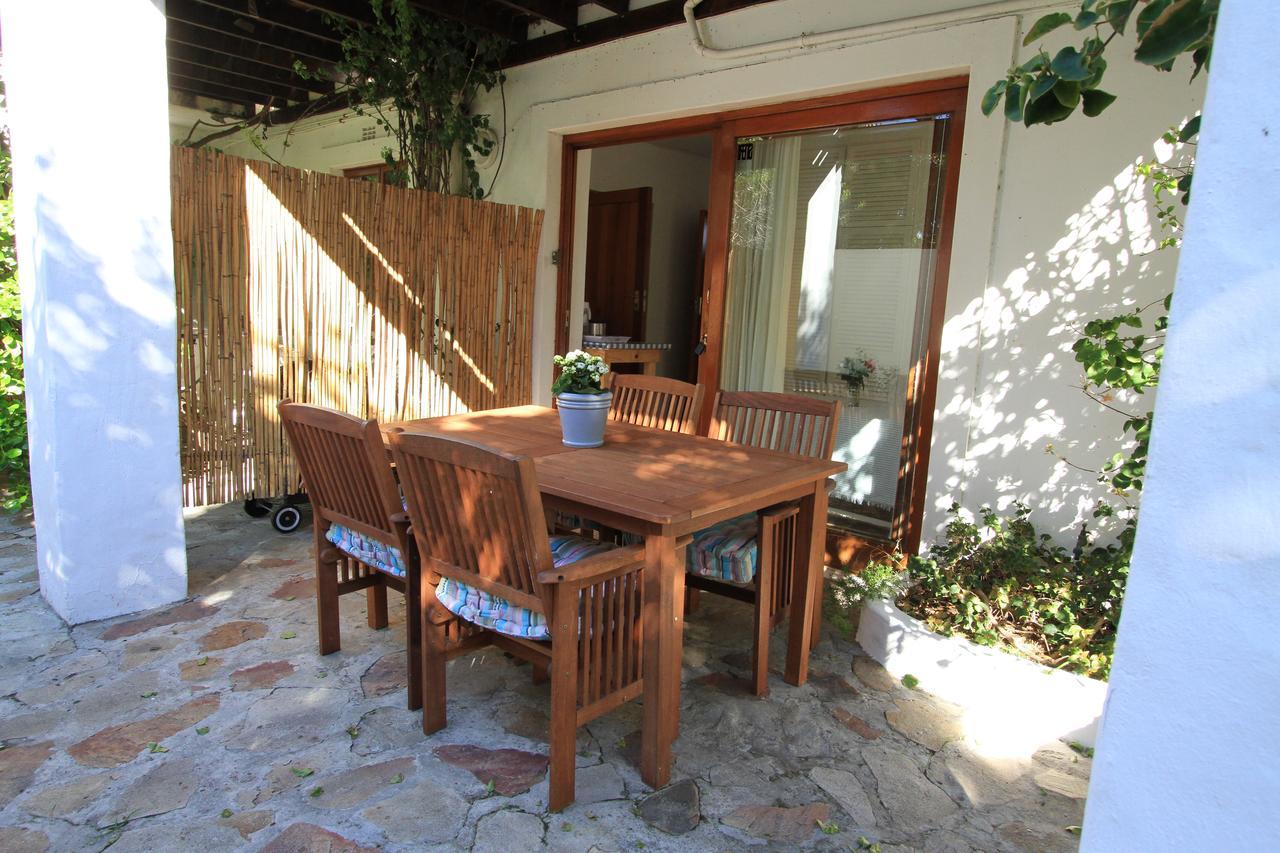 Haven Of Peace And Garden Cottage Hermanus Exterior foto